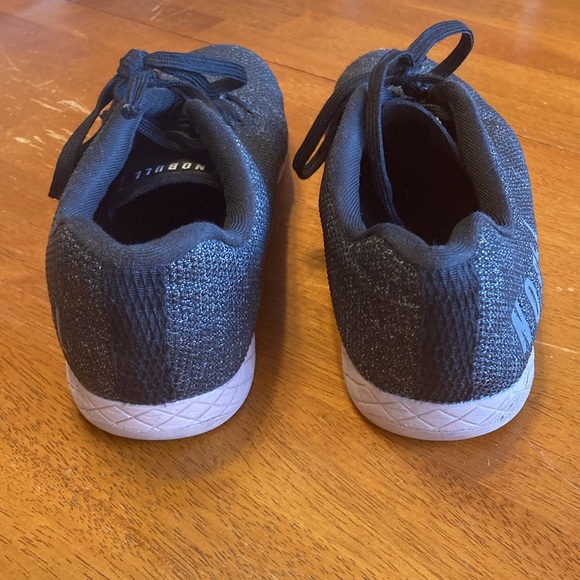 NOBULL Unisex Womens Sz 10.5 Mens Sz 9 Black Heather Dusty Rose Outwork Trainers - Picture 5 of 10